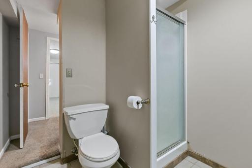 1382 Lakeside Circle, Eagan, MN 55123