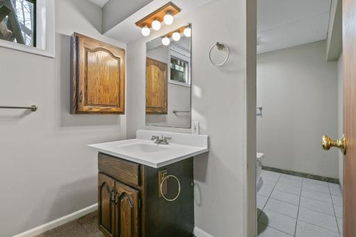 1382 Lakeside Circle, Eagan, MN 55123