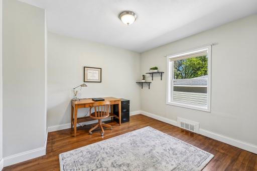 18-web-or-mls-Groveland Rd-S1405-018.jpg