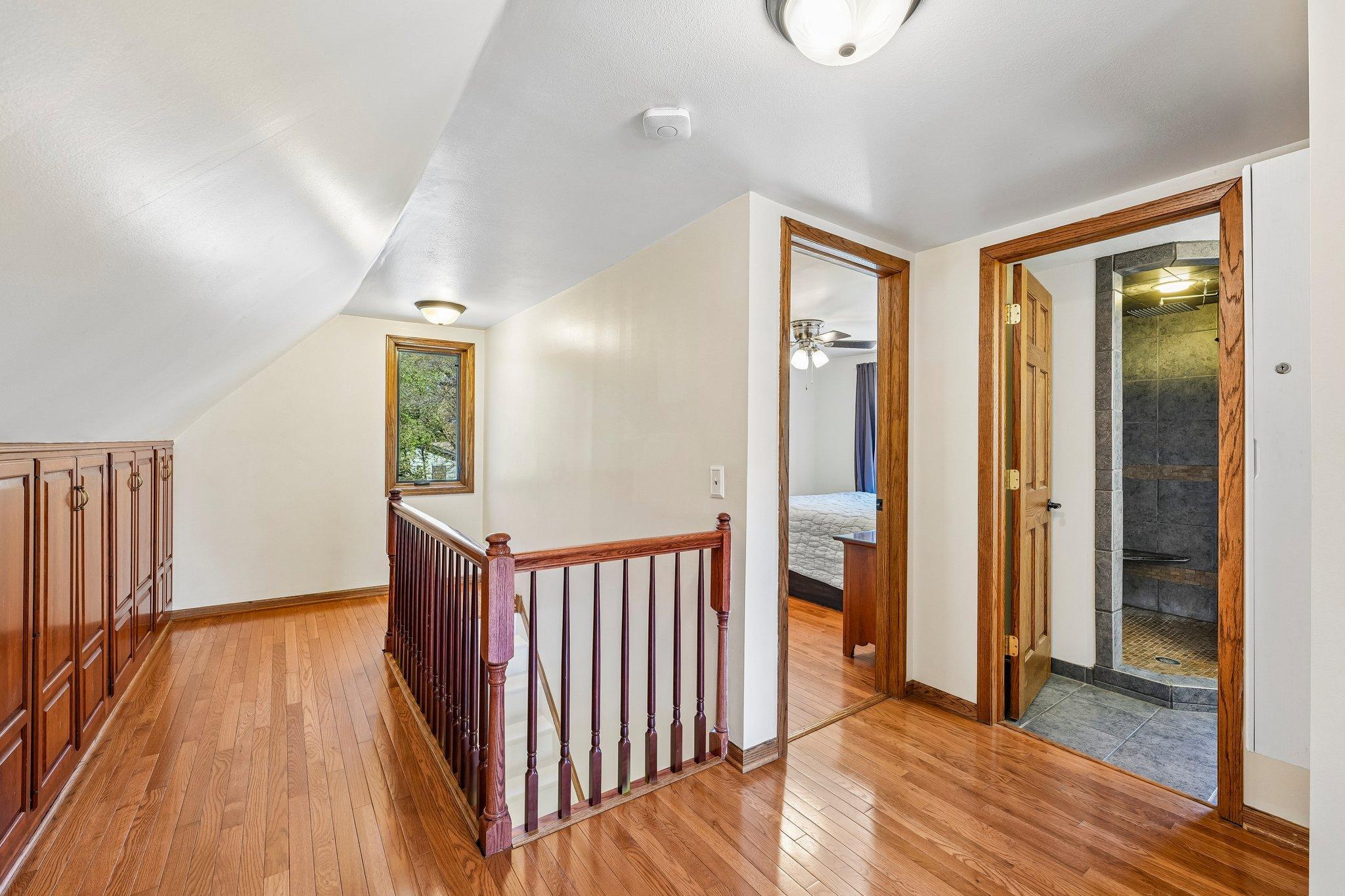 22-web-or-mls-Groveland Rd-S1405-022.jpg