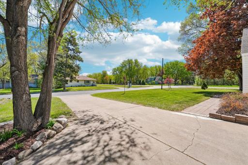 38-web-or-mls-Groveland Rd-S1405-038.jpg