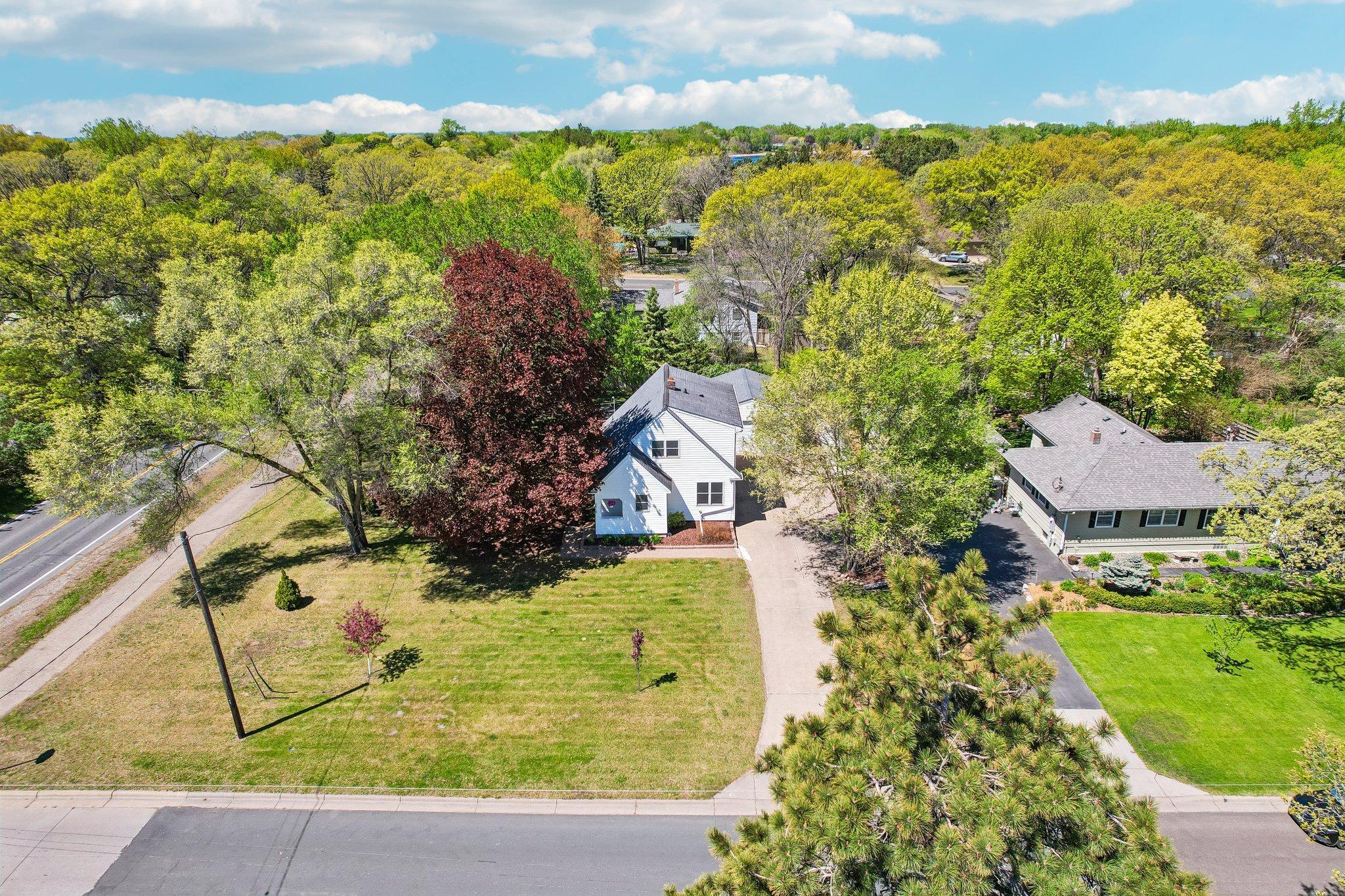 49-web-or-mls-Groveland Rd-S1405-049.jpg