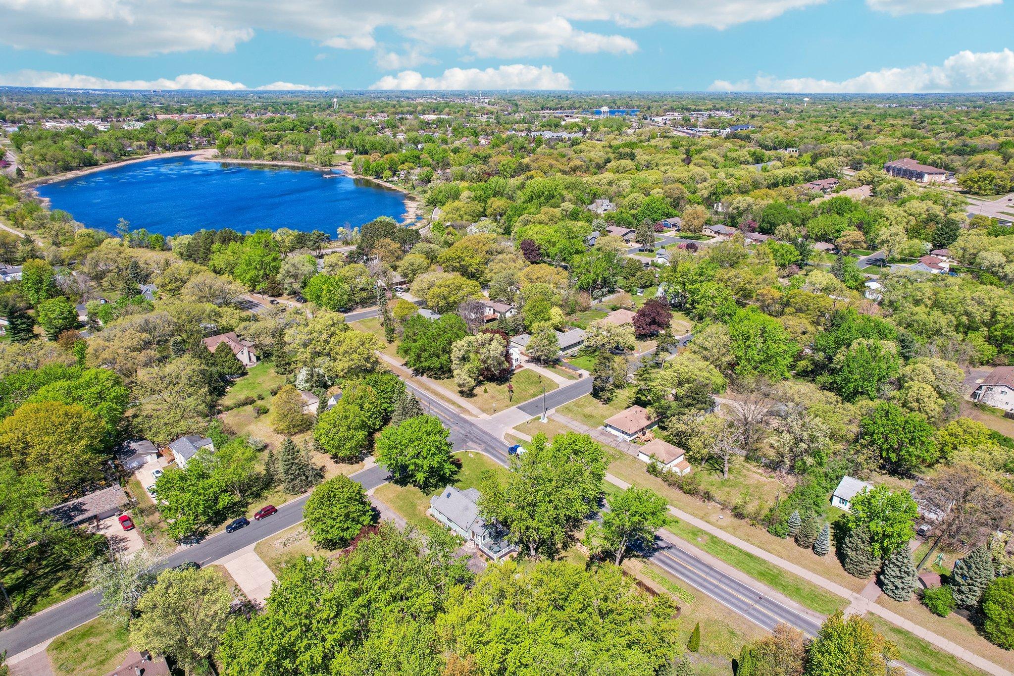 54-web-or-mls-Groveland Rd-S1405-054.jpg