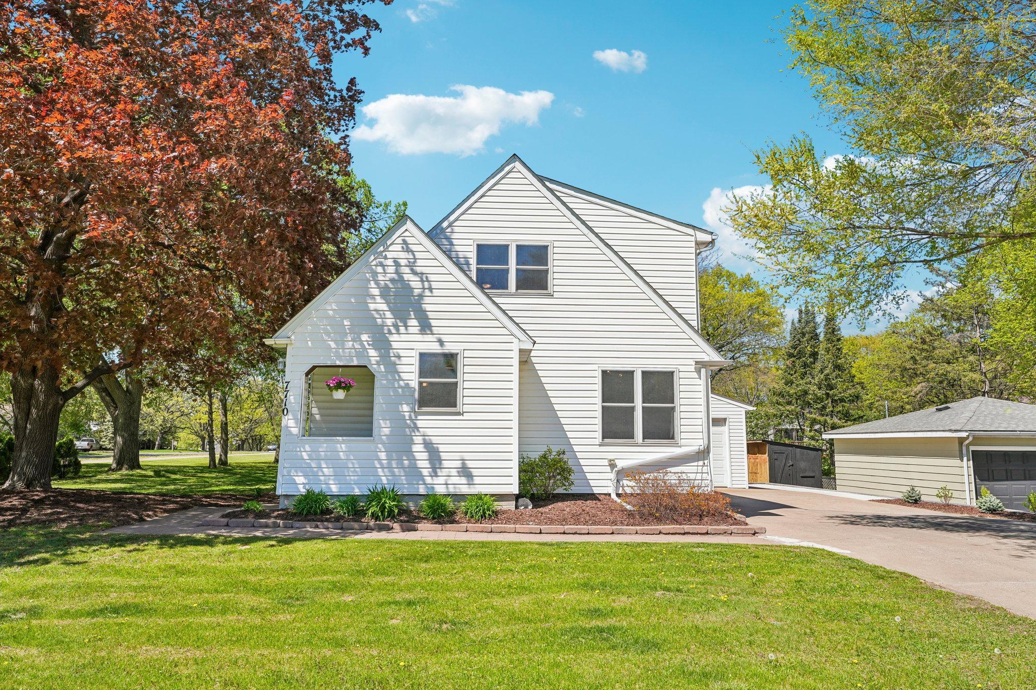 1-web-or-mls-Groveland Rd-S1405-001.jpg