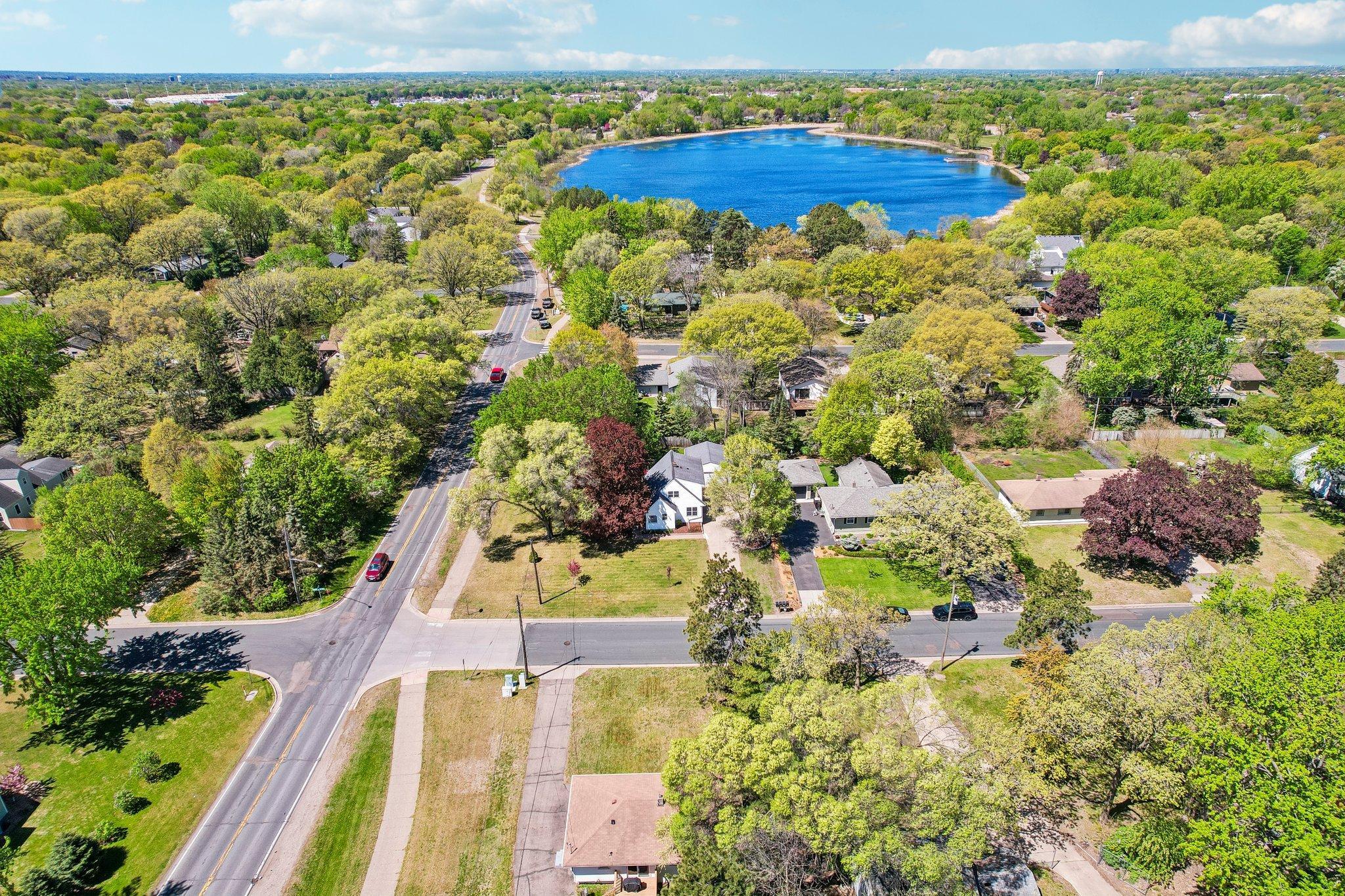51-web-or-mls-Groveland Rd-S1405-051.jpg