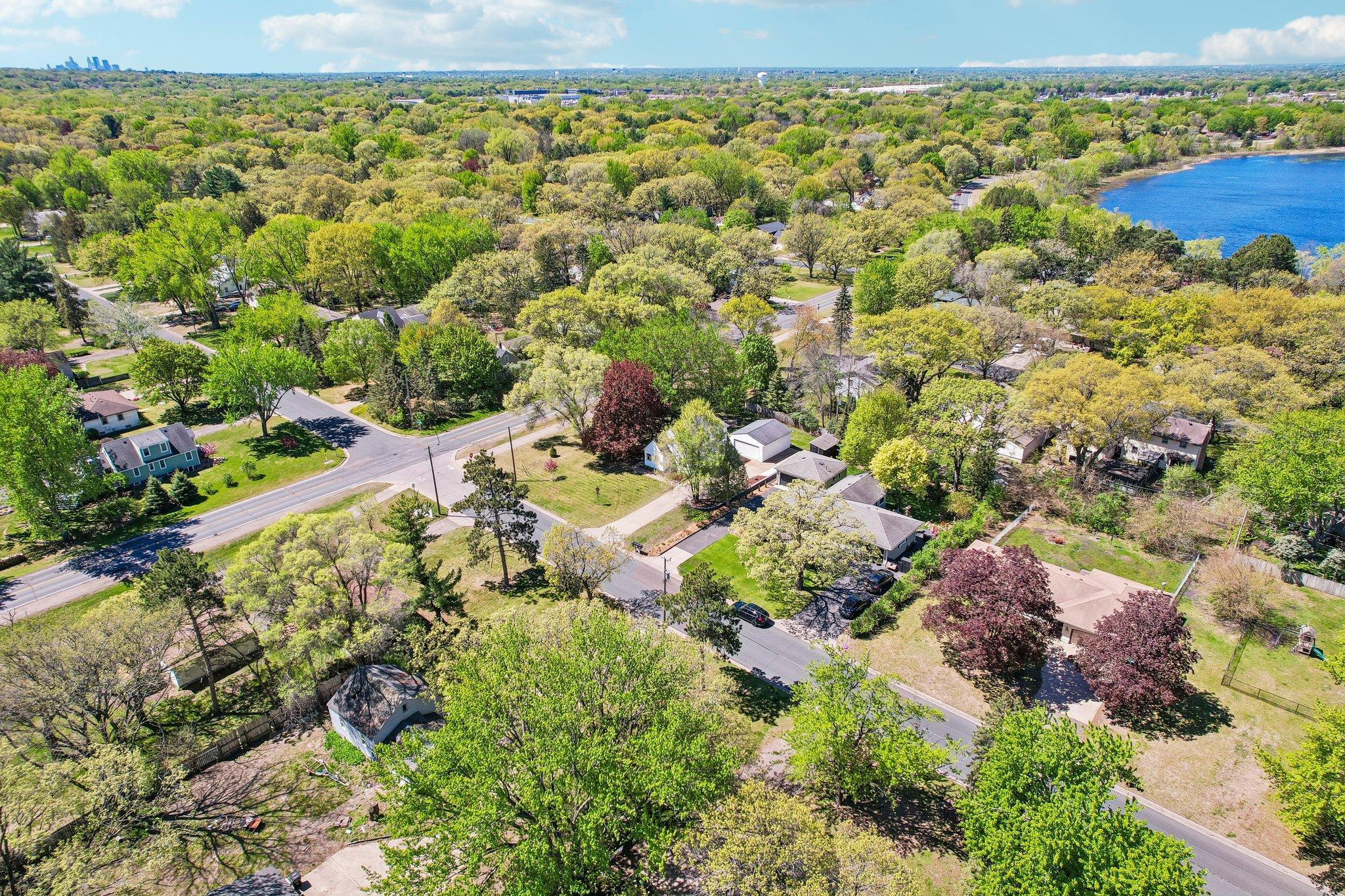 53-web-or-mls-Groveland Rd-S1405-053.jpg