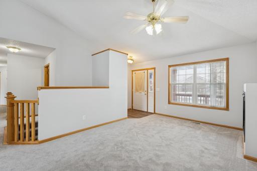 211 7th Street S, Winsted, MN 55395