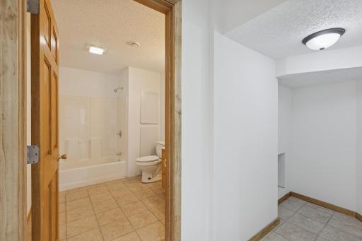 211 7th Street S, Winsted, MN 55395