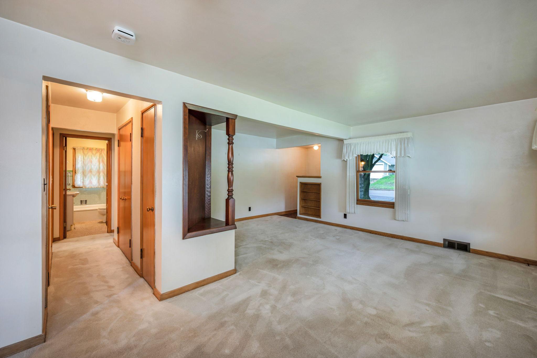 120 W 9th St Fairmont MN-12.jpg
