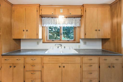 120 W 9th Street, Fairmont, MN 56031