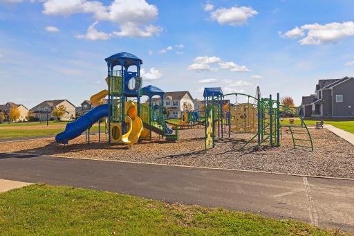 Greenfield Park is just a few blocks away.