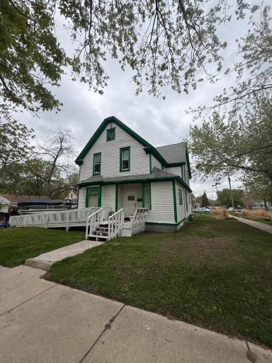 14 6th Avenue NW, Faribault, MN 55021