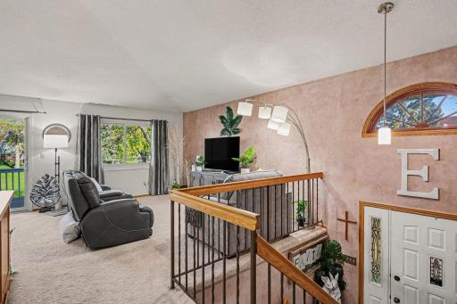 6683 Falstaff Road, Saint Paul, MN 55125