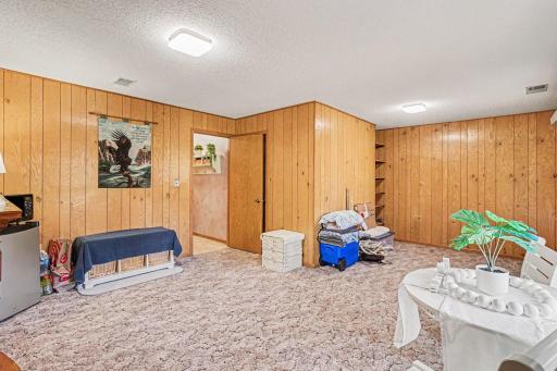 6683 Falstaff Road, Saint Paul, MN 55125