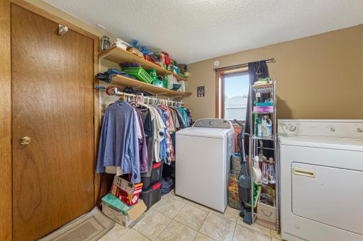 19624 Roberds Lake Boulevard, Faribault, MN 55021