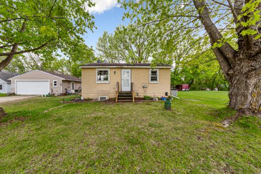 19624 Roberds Lake Boulevard, Faribault, MN 55021