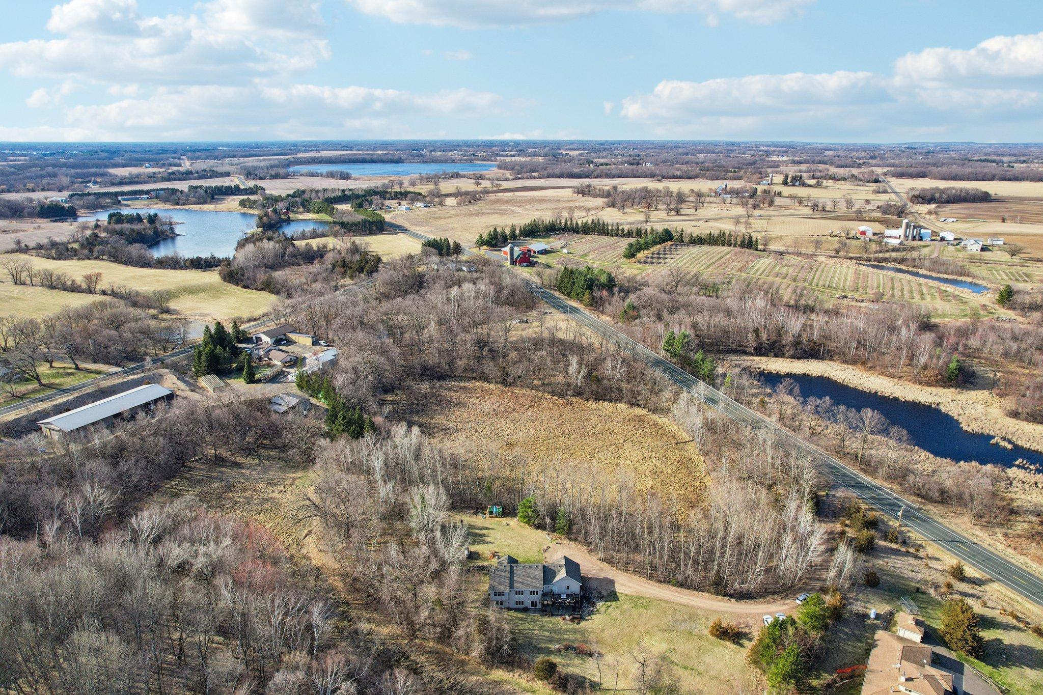 64-web-or-mls-Pleasant Valley Rd-S0804-064.jpg