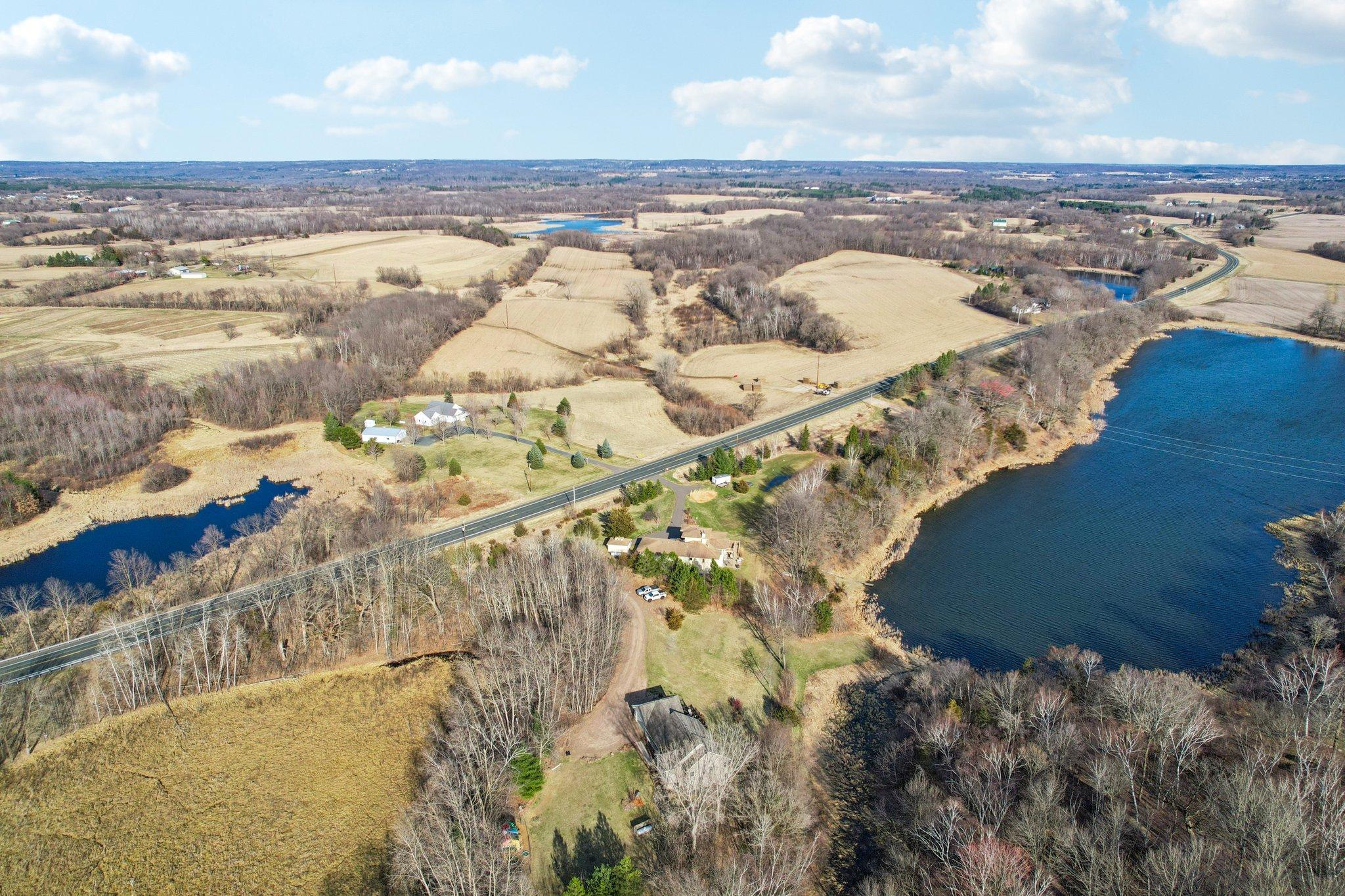 62-web-or-mls-Pleasant Valley Rd-S0804-062.jpg