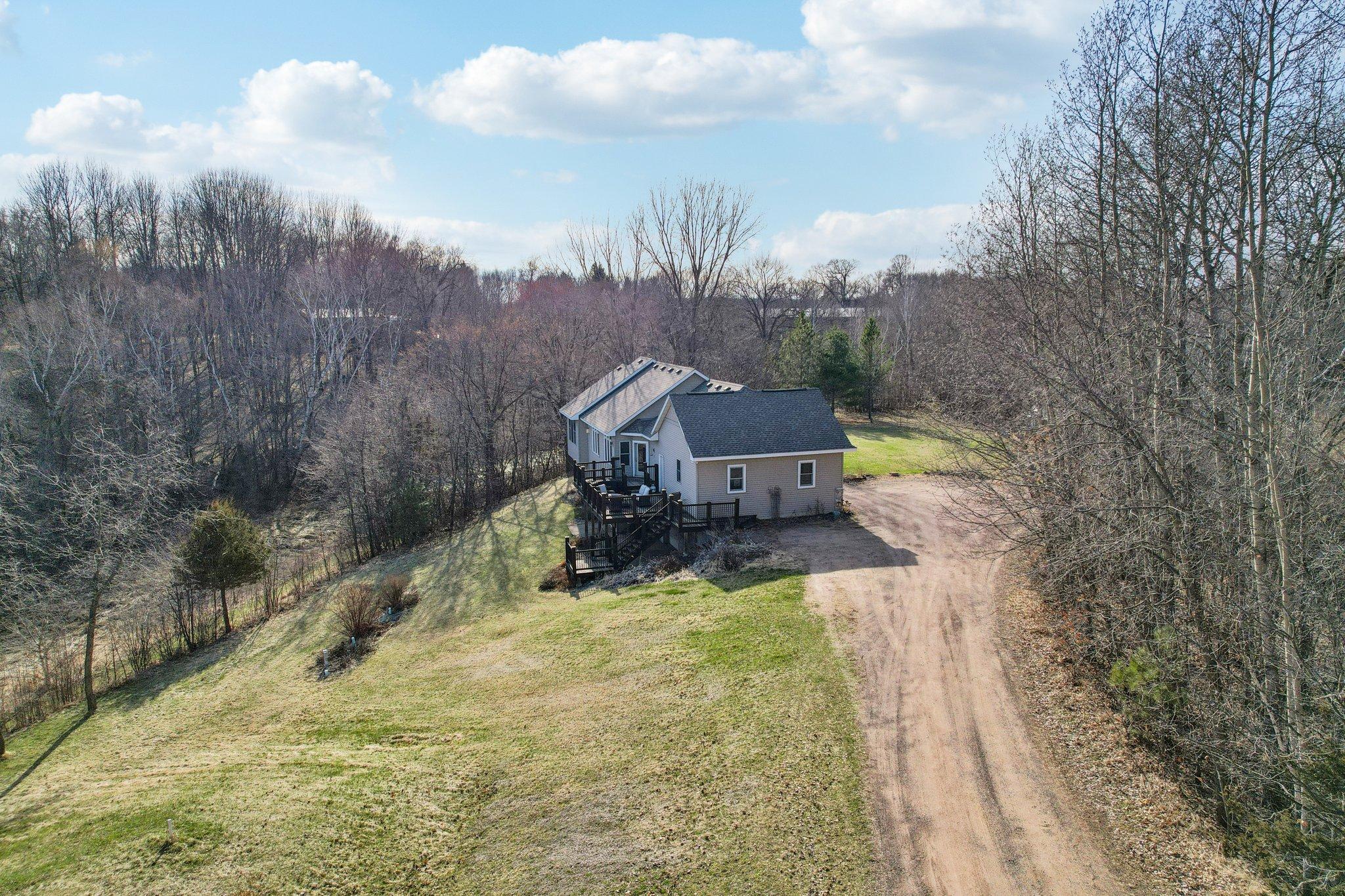 51-web-or-mls-Pleasant Valley Rd-S0804-051.jpg