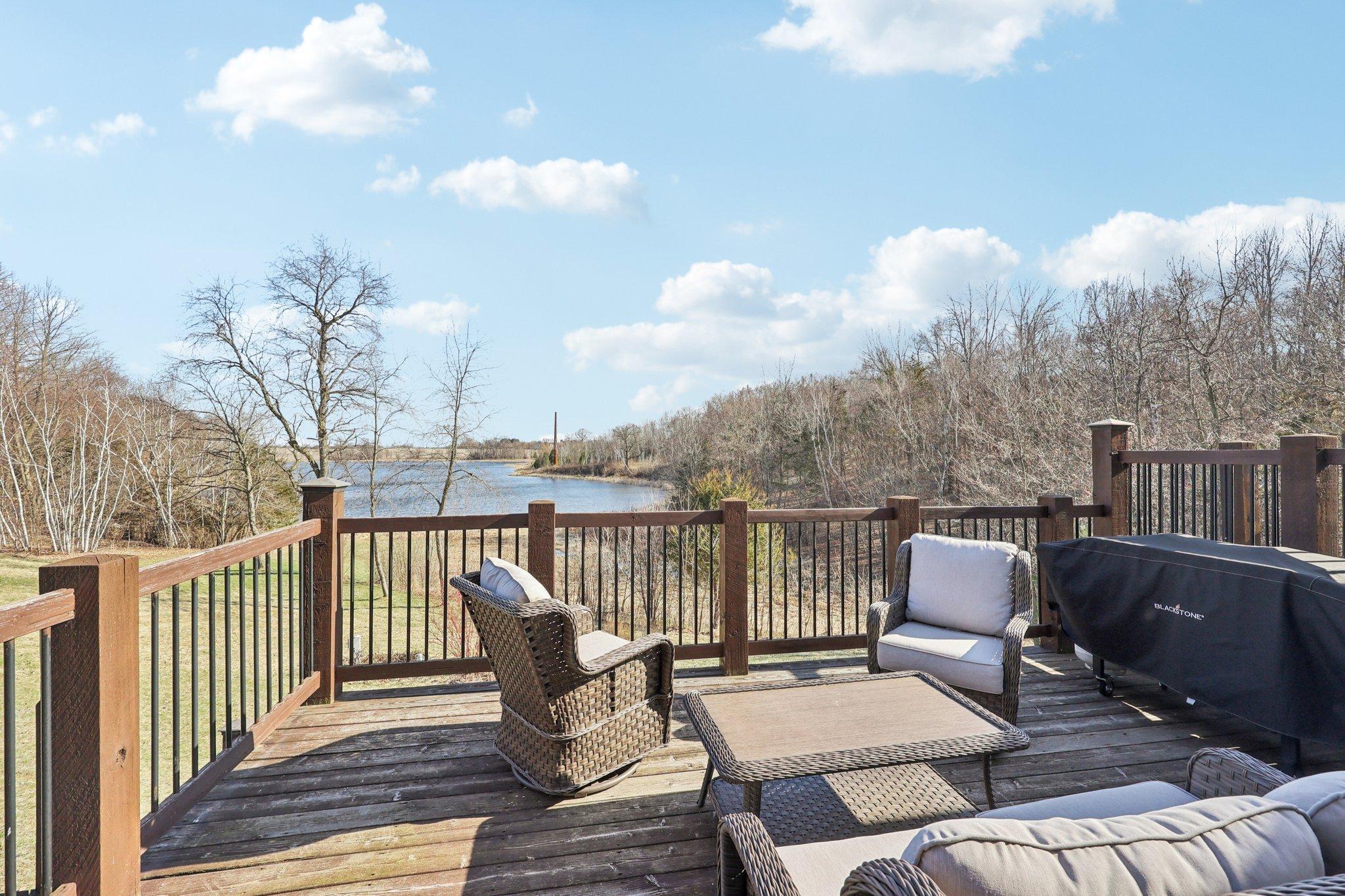 47-web-or-mls-Pleasant Valley Rd-S0804-047.jpg
