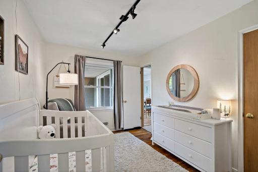 26-web-or-mls-2753 Delaware Ave, North Saint Paul, MN20260508_0027.jpg