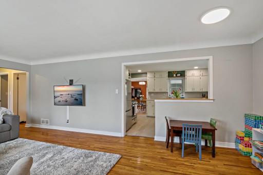 15-web-or-mls-2753 Delaware Ave, North Saint Paul, MN20260508_0016.jpg
