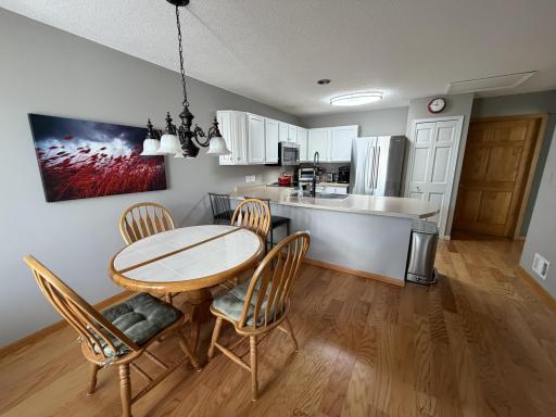 Huge Dinette, Big Pantry Cabinet, 2 Lazy Susans, Snack Bar, Bosch Convention Oven, Dual Compressor French Door Fridge and More!