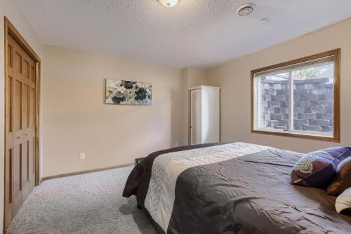 6612 210th Lane N, Forest Lake, MN 55025