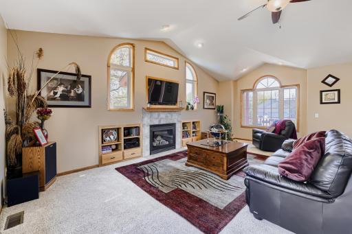 6612 210th Lane N, Forest Lake, MN 55025