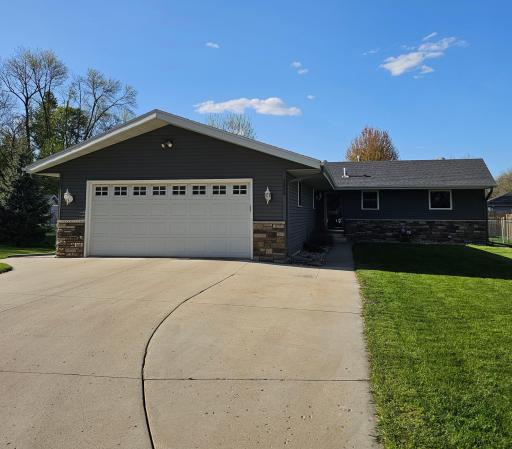 2026 5th Street SW, Willmar, MN 56201