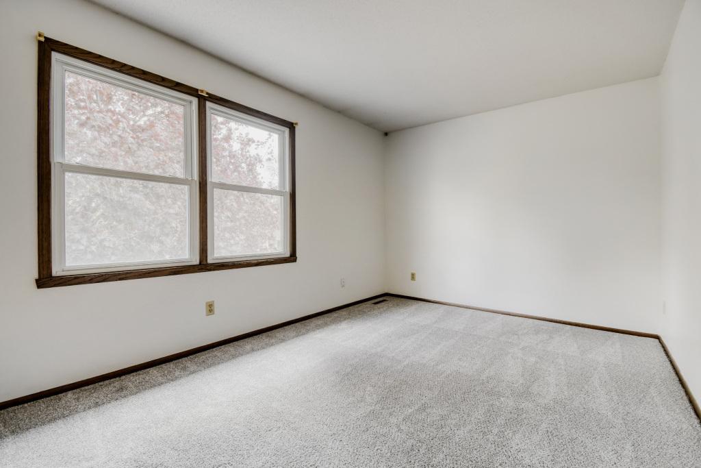 1754 Evergreen Bay - MLS Sized - 028 - 20 Bedroom.jpg