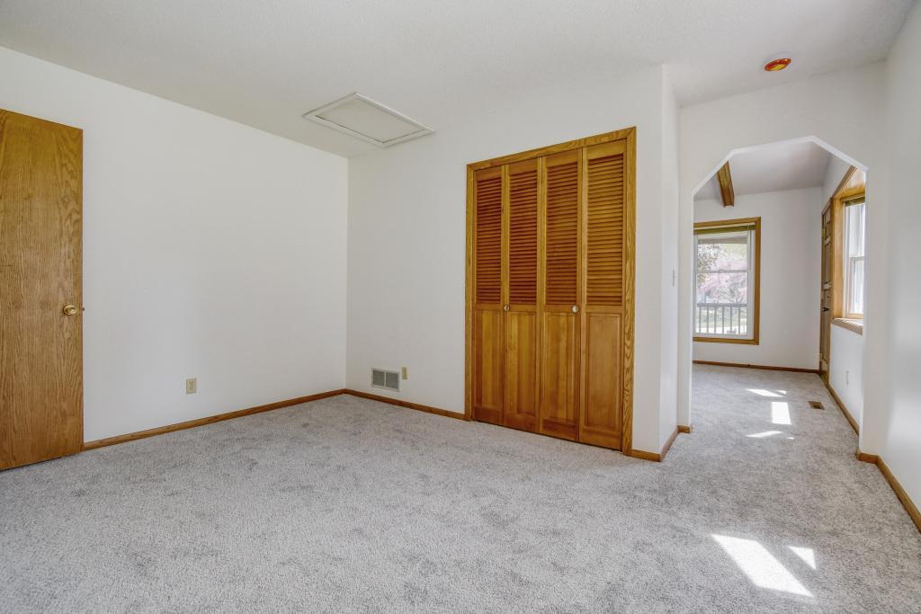 1754 Evergreen Bay - MLS Sized - 010 - 02 Bedroom.jpg