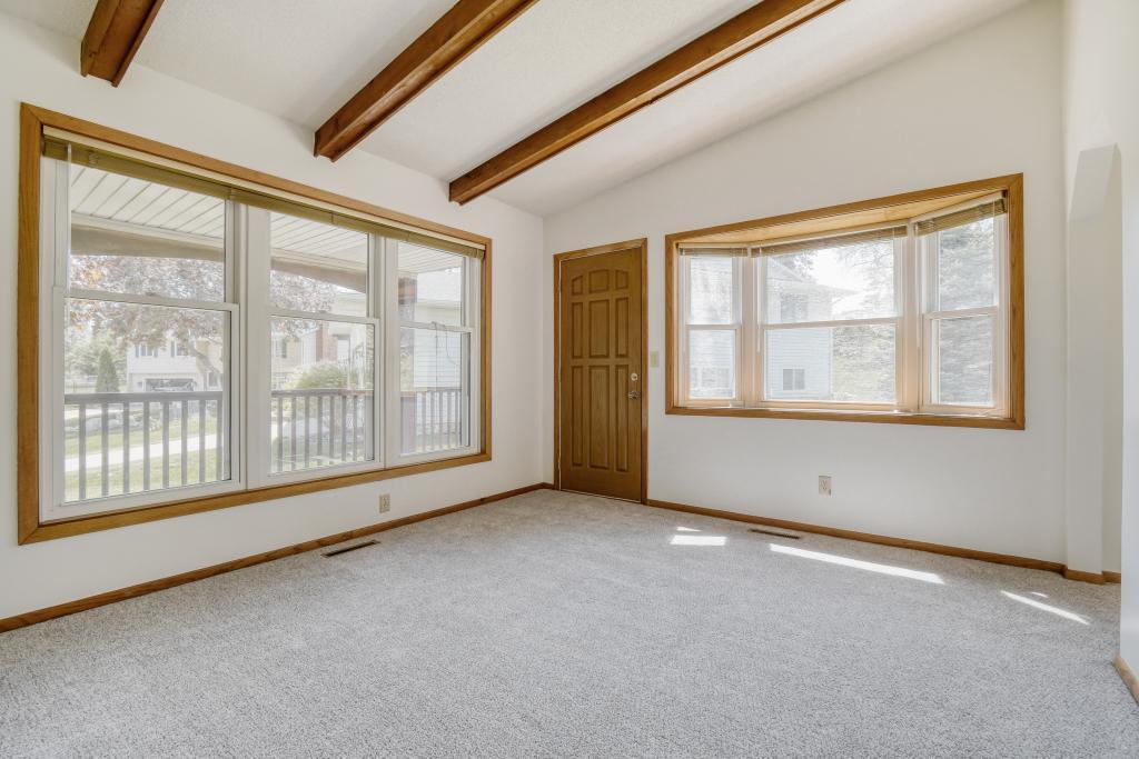 1754 Evergreen Bay - MLS Sized - 011 - 03 Bedroom.jpg