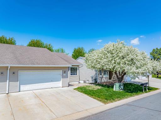 1020 Primrose Lane, Waconia, MN 55387
