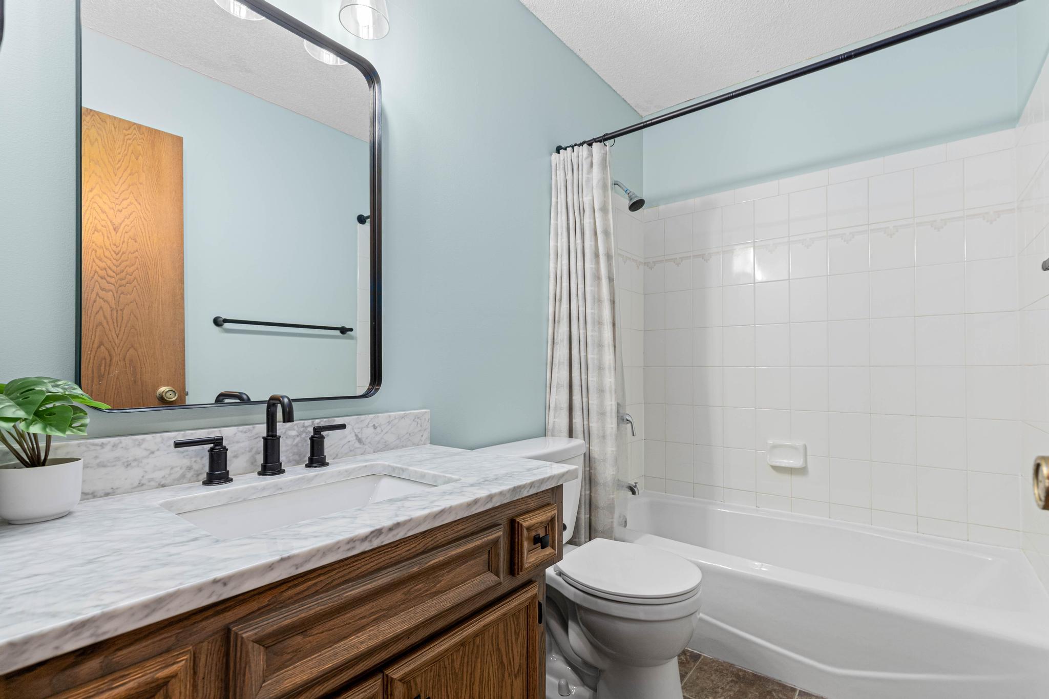 5833 131st Street Circle-23.jpg