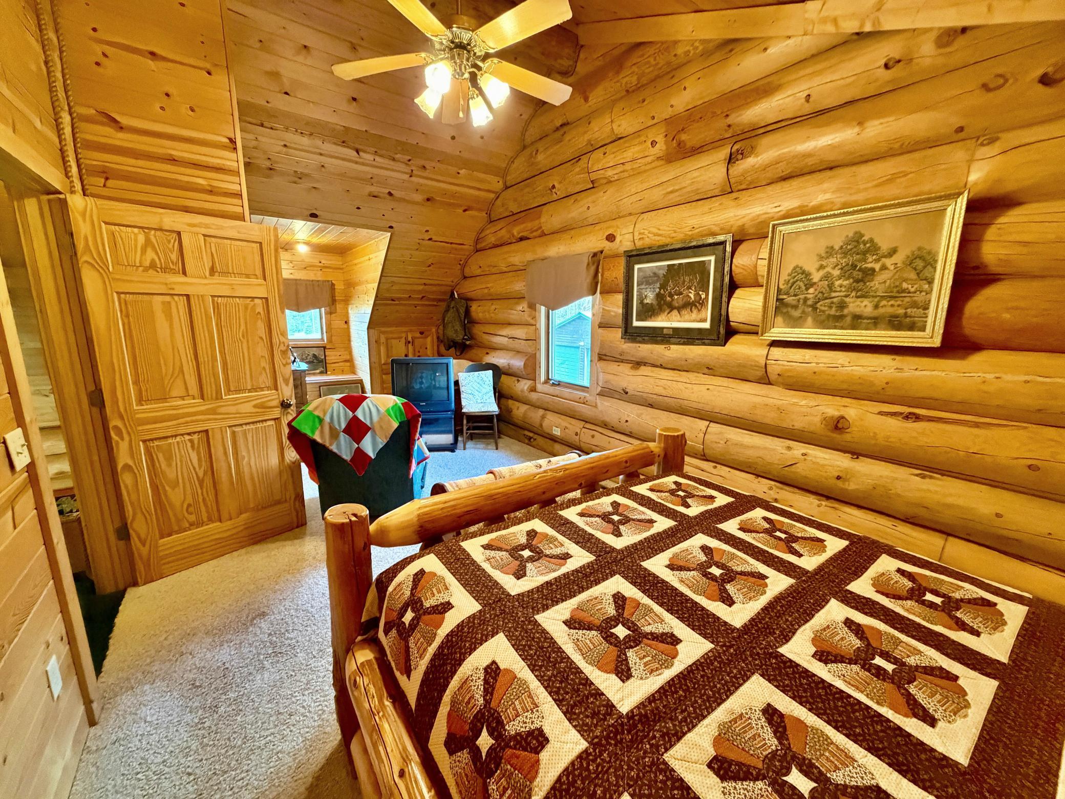 Bedroom 1.2.jpg