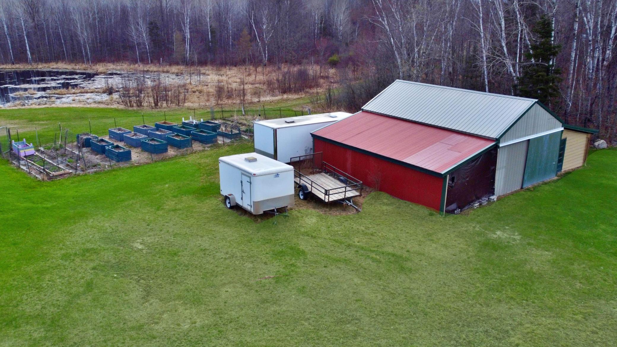 Outbuilding off the pond.jpg