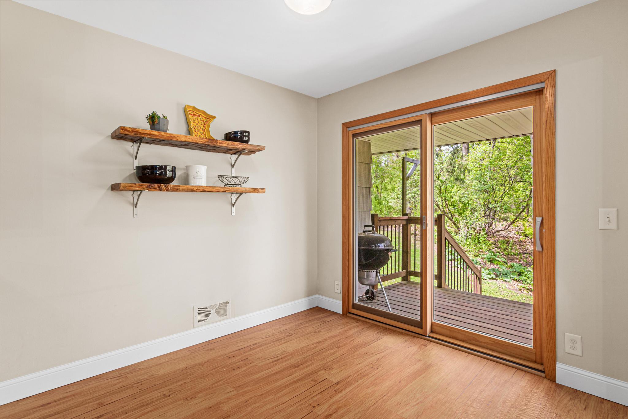 4230 Maple Ln, Minnetonka-11.jpg