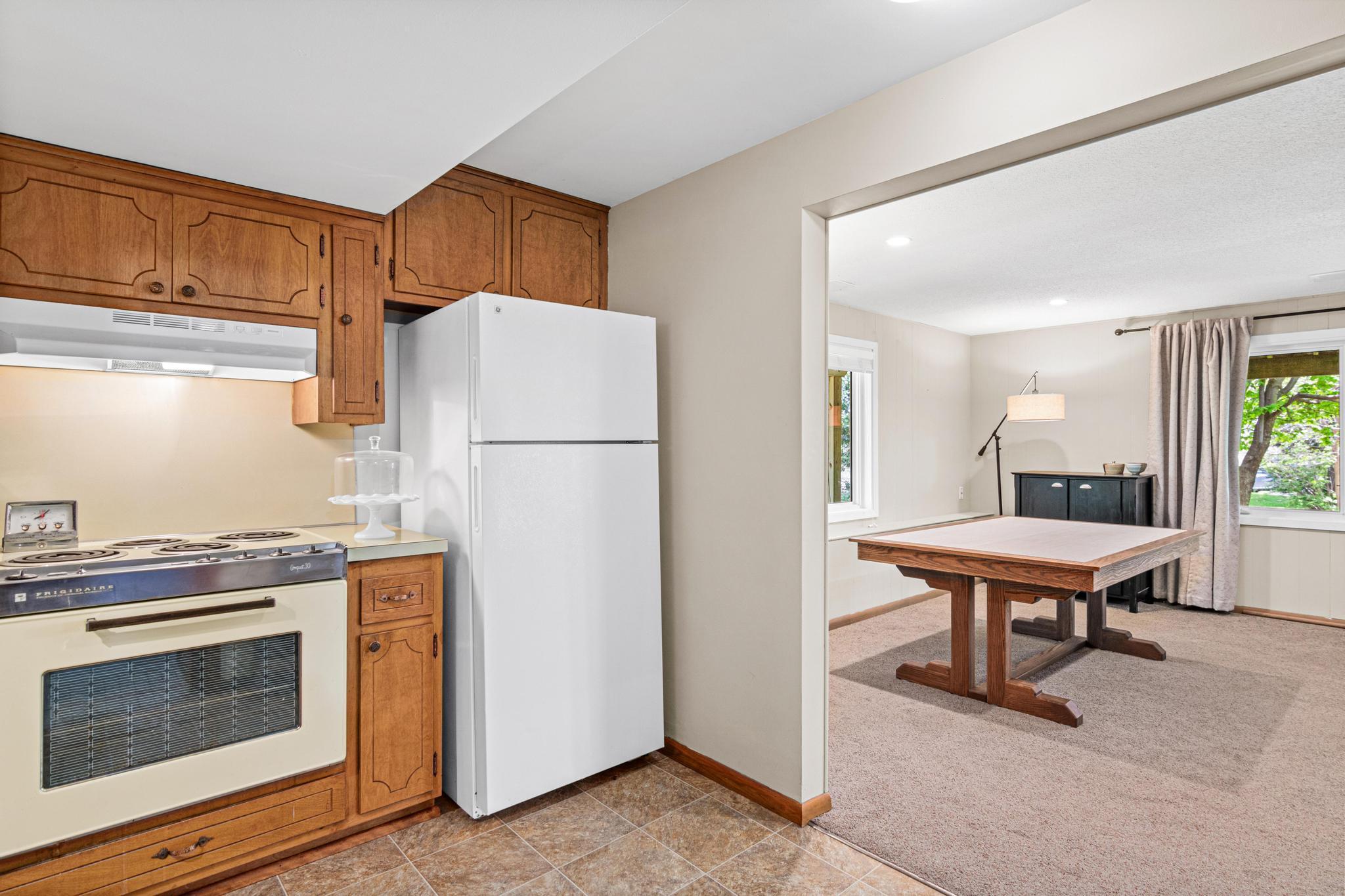 4230 Maple Ln, Minnetonka-7.jpg