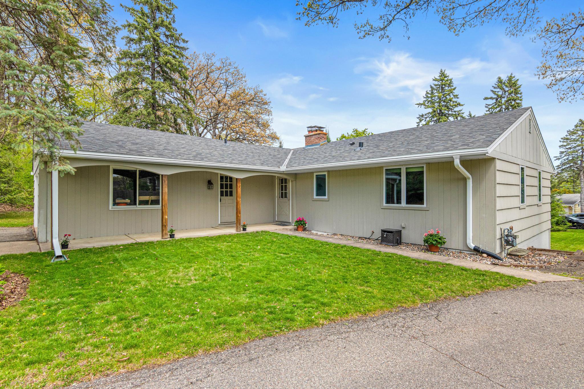 4230 Maple Ln, Minnetonka-35.jpg