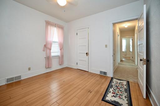 671 E King Street, Winona, MN 55987
