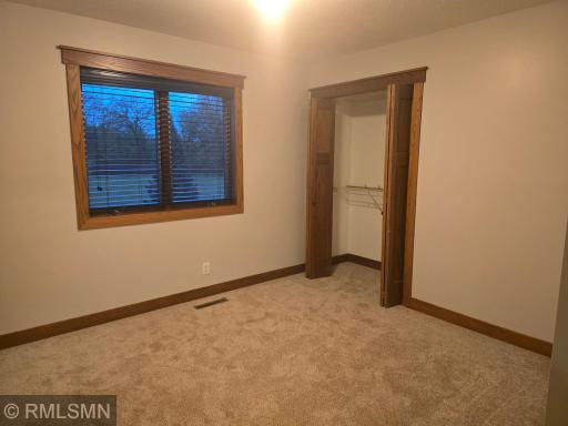 38270 Everett Avenue, North Branch, MN 55056