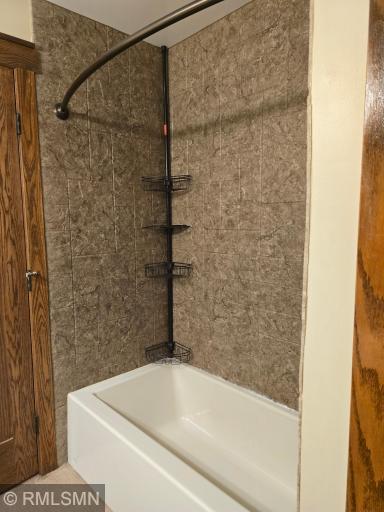 38270 Everett Avenue, North Branch, MN 55056