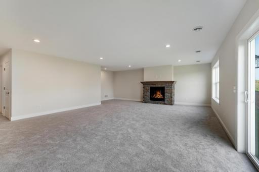 13822 Arrowhead Way, Rosemount, MN 55068