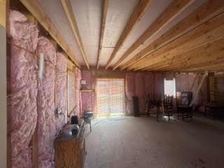 Pole Build living quarters 3.jpg