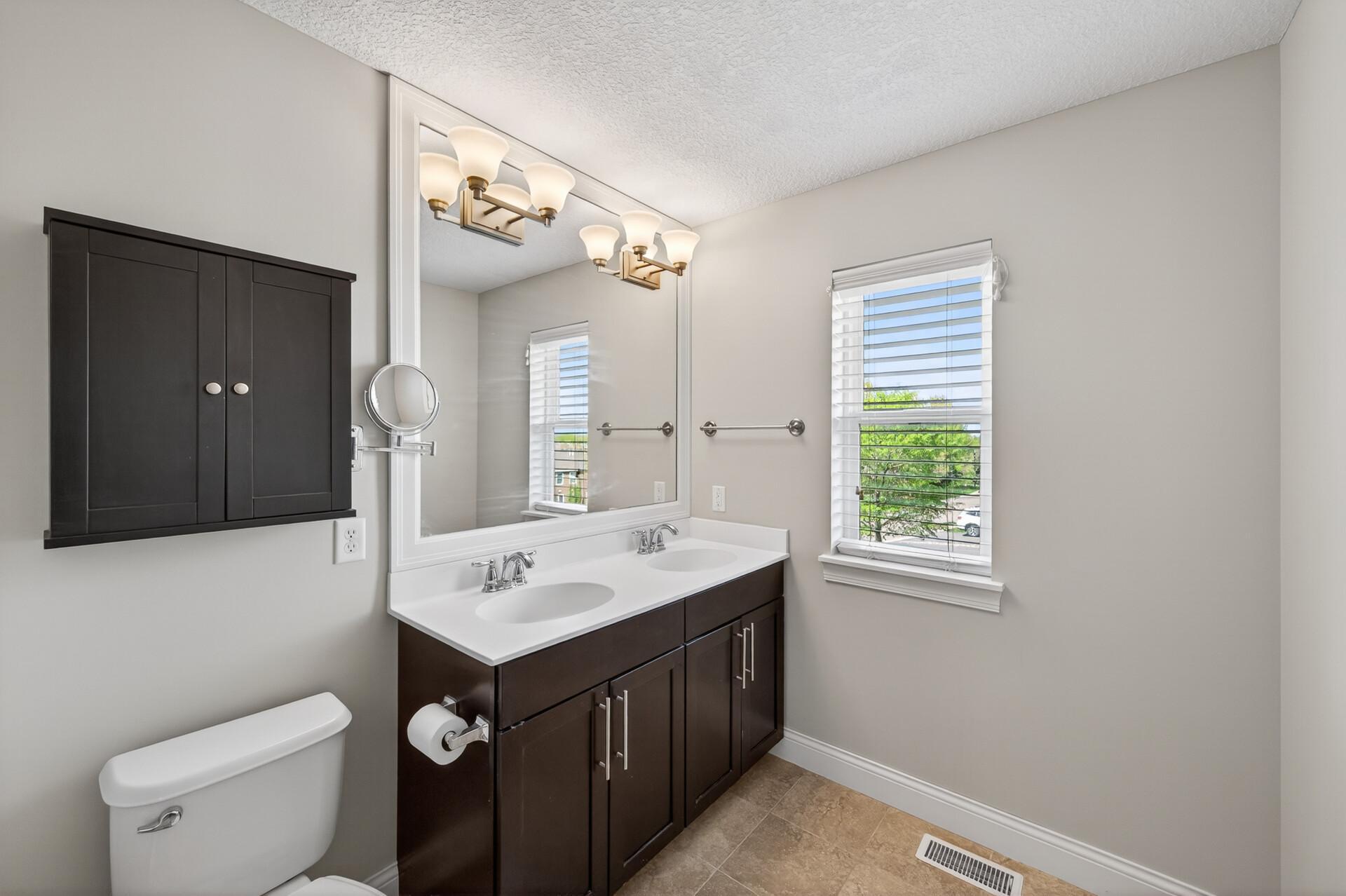 Owner's BR Bath