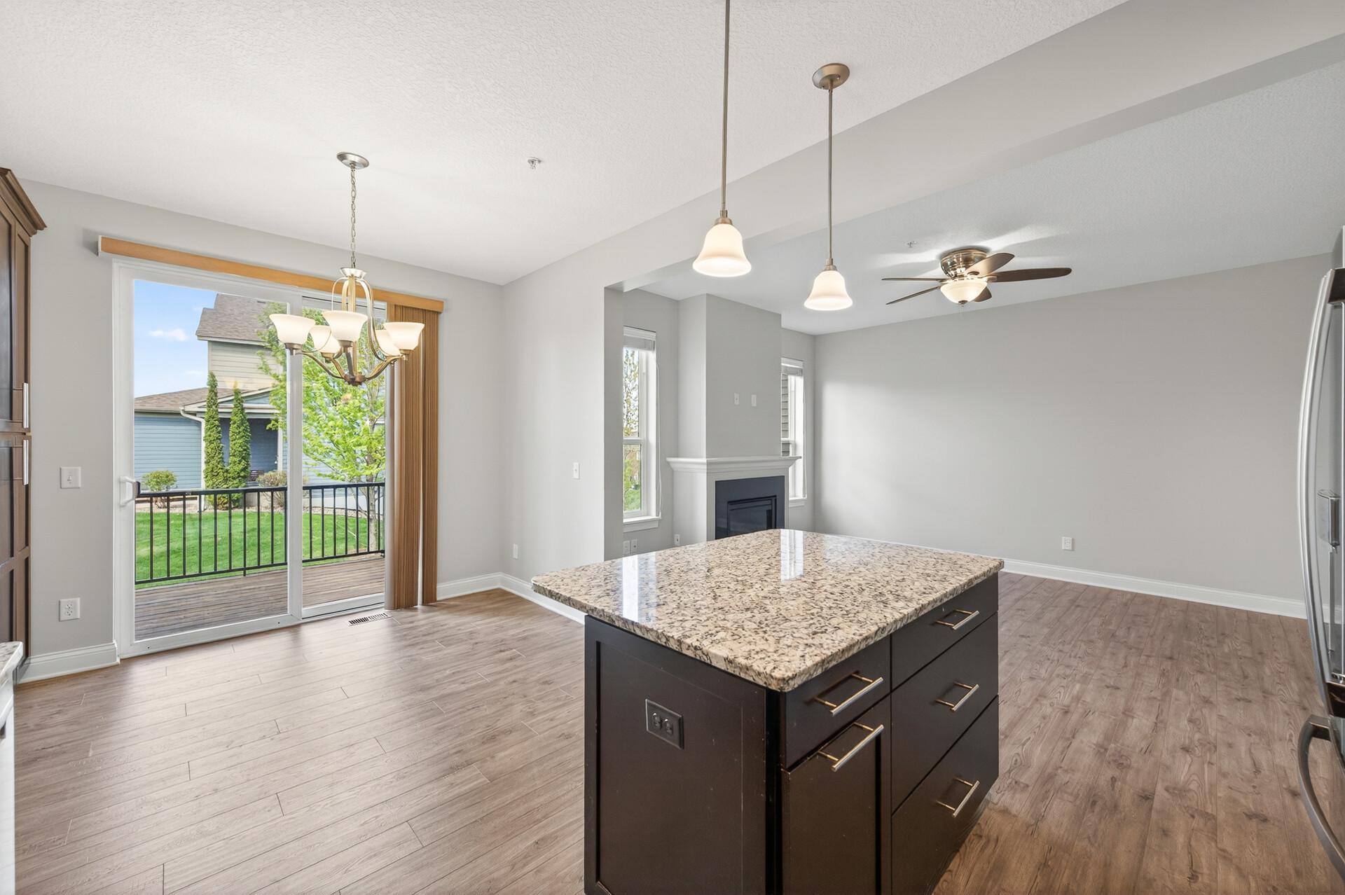 11_3201_Countryside_Court_Unit_B11_mls.jpg