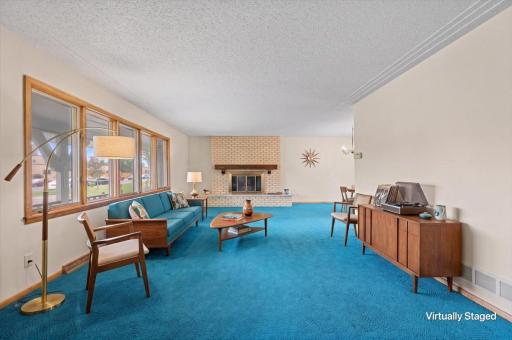 822 Dellwood Street S, Cambridge, MN 55008