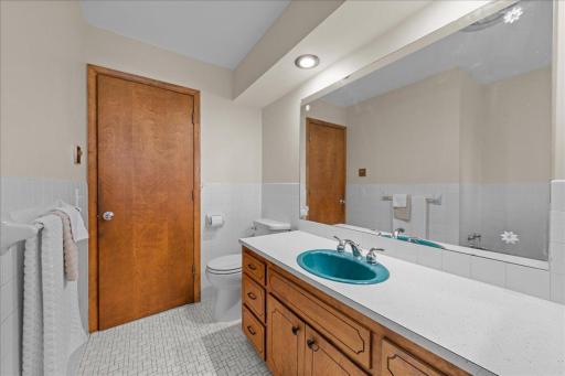 822 Dellwood Street S, Cambridge, MN 55008