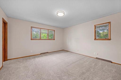 822 Dellwood Street S, Cambridge, MN 55008